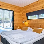 Vaeiski By Interhome Vakantiehuis